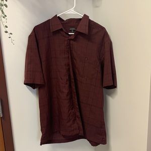 Men's Short Sleeve Maroon Button Down